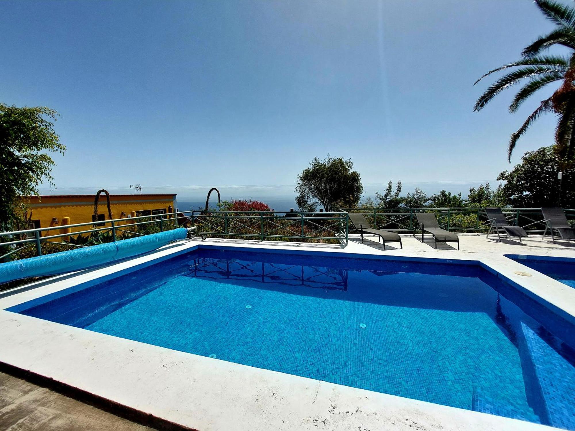 Villa Asuncion D Брения-Баха Экстерьер фото