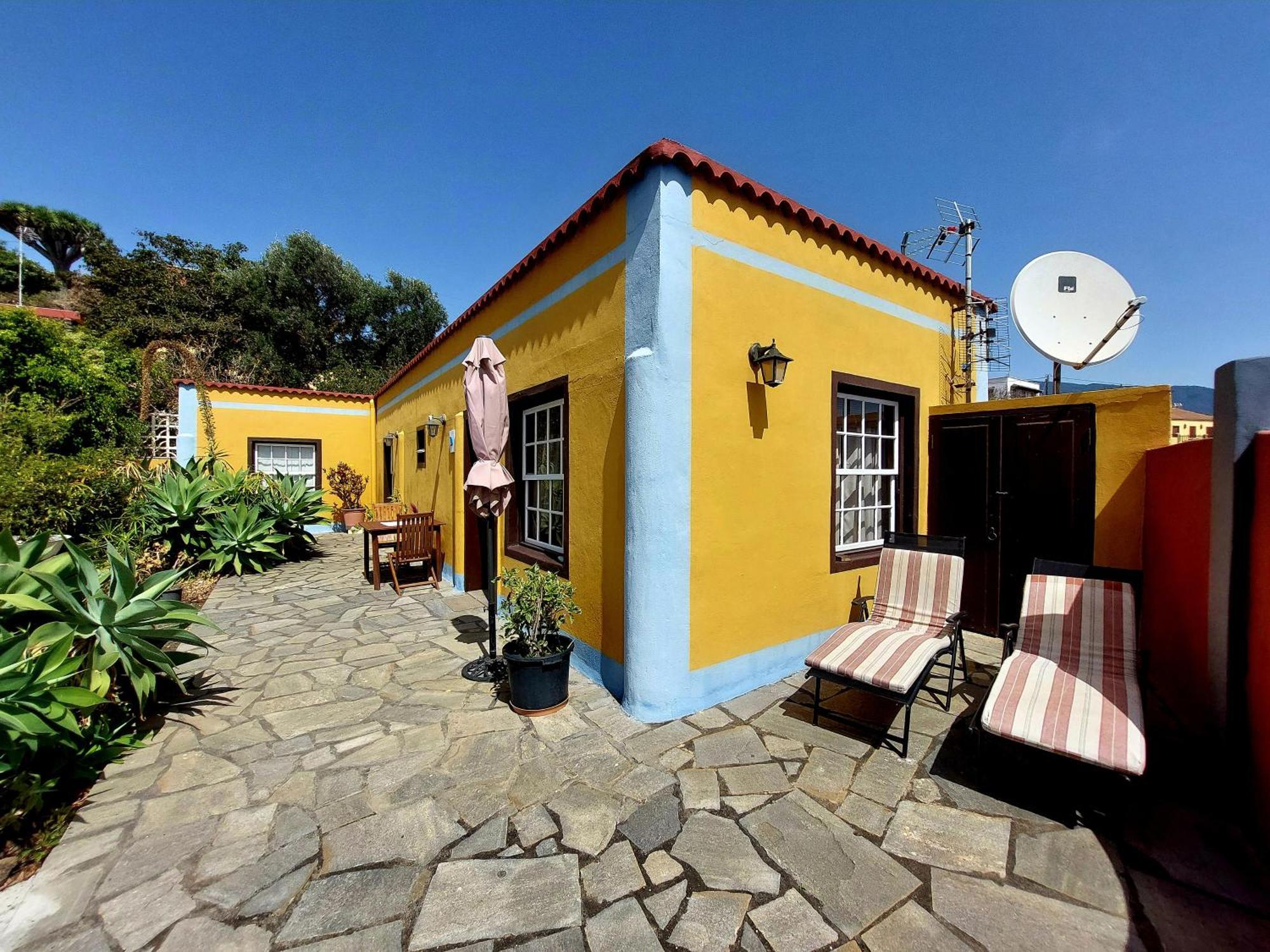 Villa Asuncion D Брения-Баха Экстерьер фото