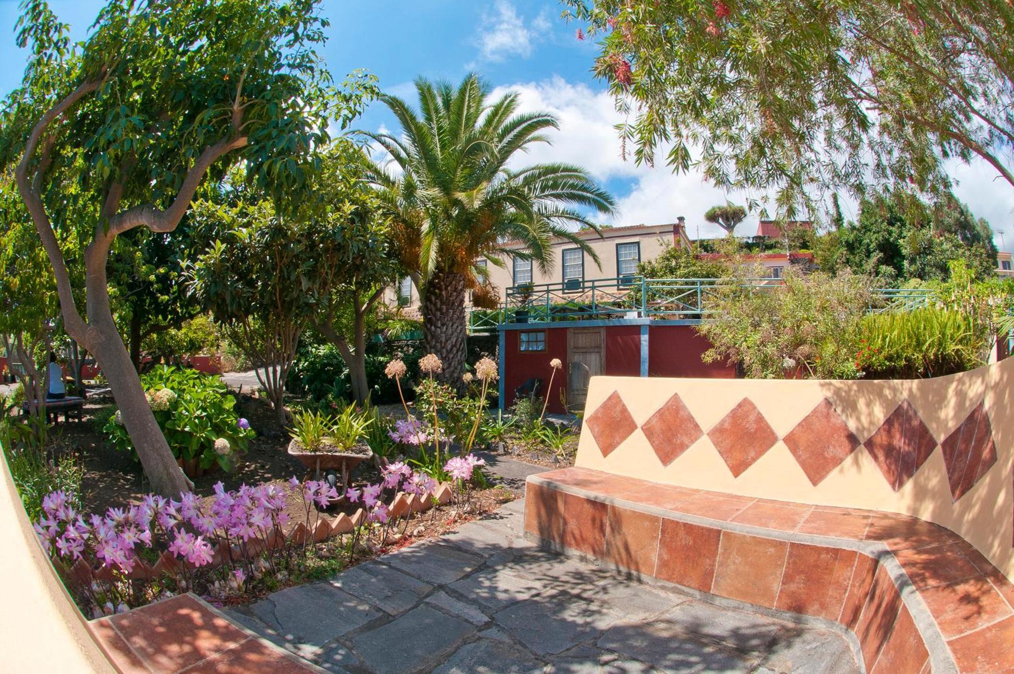 Villa Asuncion D Брения-Баха Экстерьер фото